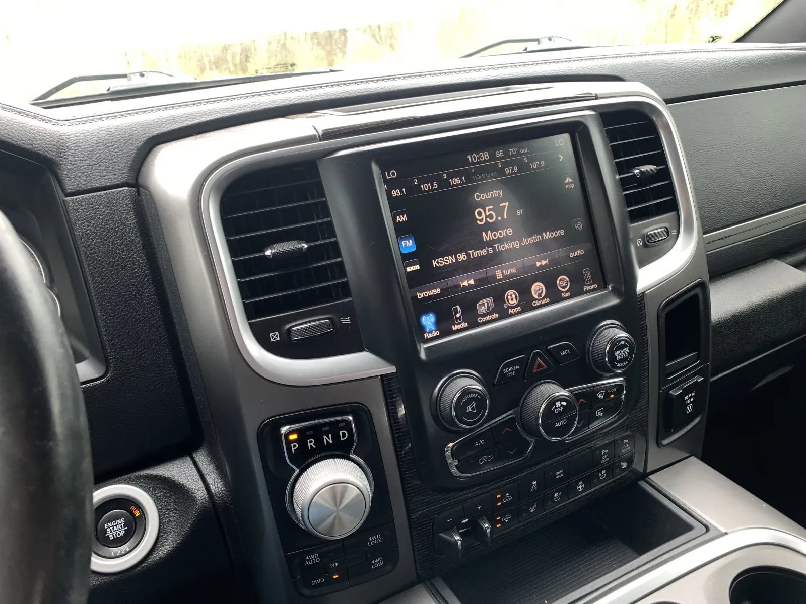 Used 2017 RAM 1500 Limited AWD/4WD image 16