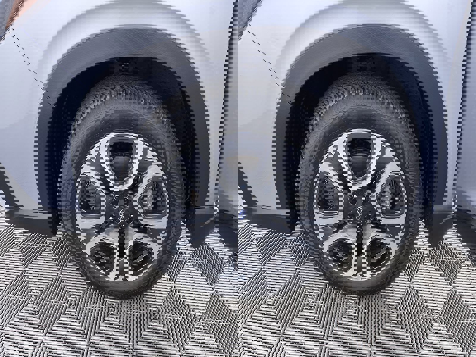 Used 2023 Subaru Ascent Limited w/ Technology Package image 27