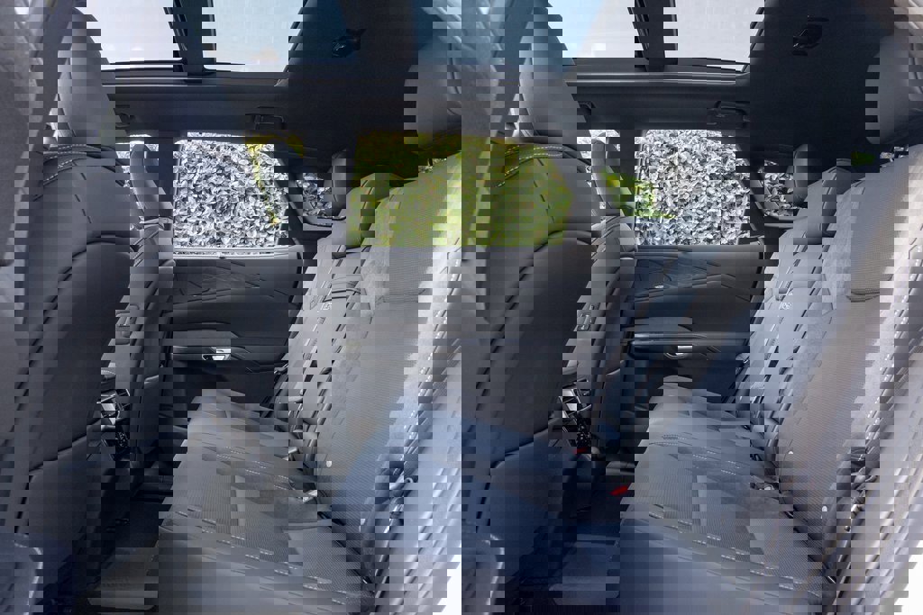 New 2026 Lexus RX 450h Luxury image 21