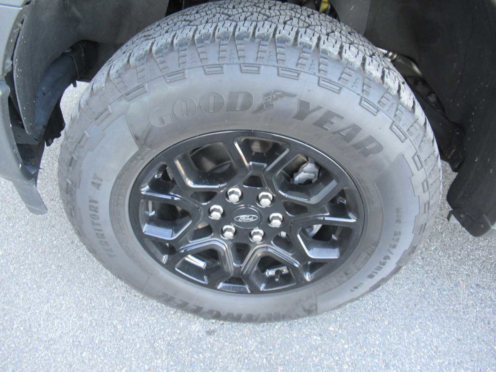 Used 2024 Ford F150 XLT w/ Equipment Group 302A MID image 10