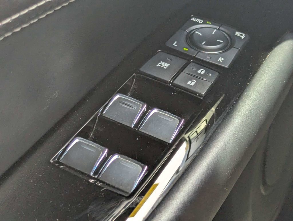 Used 2017 Lexus GS 350 F Sport w/ Preferred Accessory Package image 24