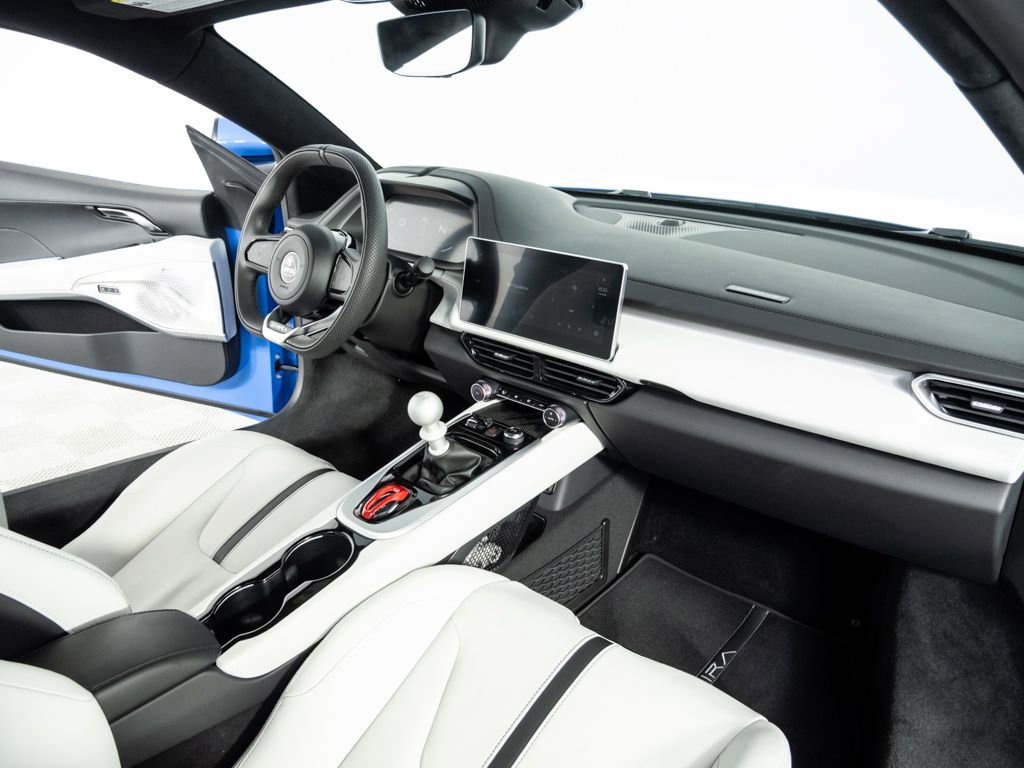 Used 2025 Lotus Emira image 19