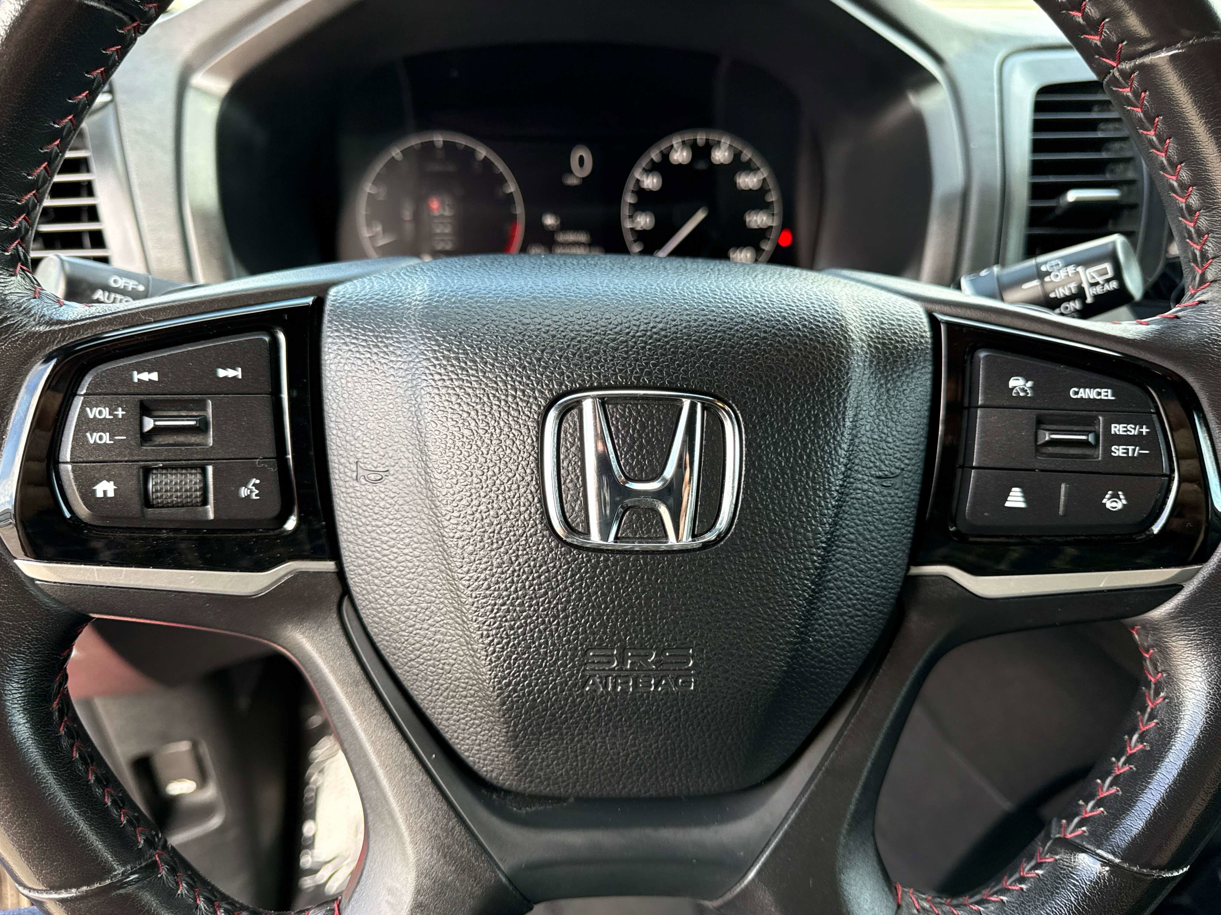 Used 2025 Honda Odyssey Sport-L image 27