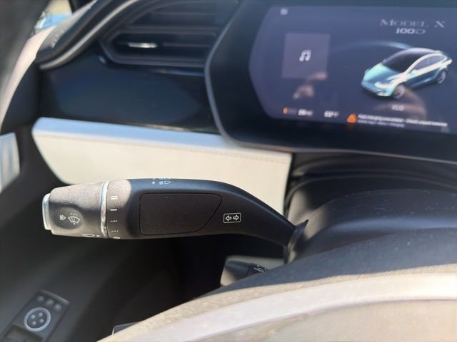Used 2018 Tesla Model X 100D image 14