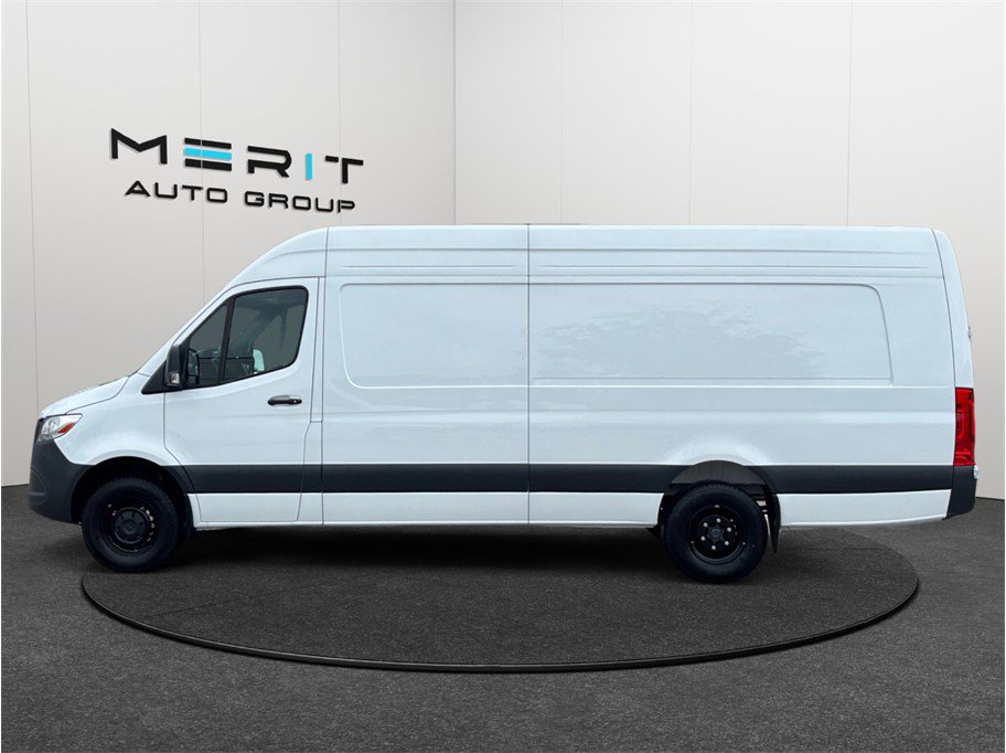 Used 2025 Mercedes-Benz Sprinter 3500 170 Extended Cargo image 5