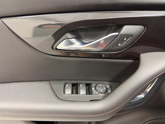 Certified 2019 Chevrolet Blazer RS w/ Sun and Wheels Package AWD/4WD image 21
