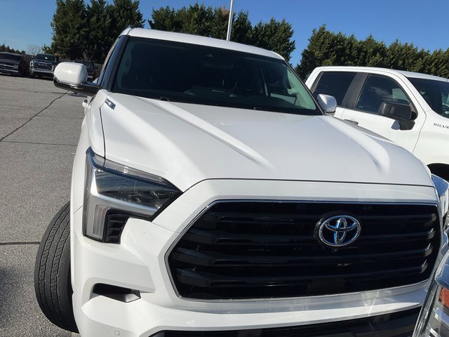 Used 2024 Toyota Sequoia Limited video 2