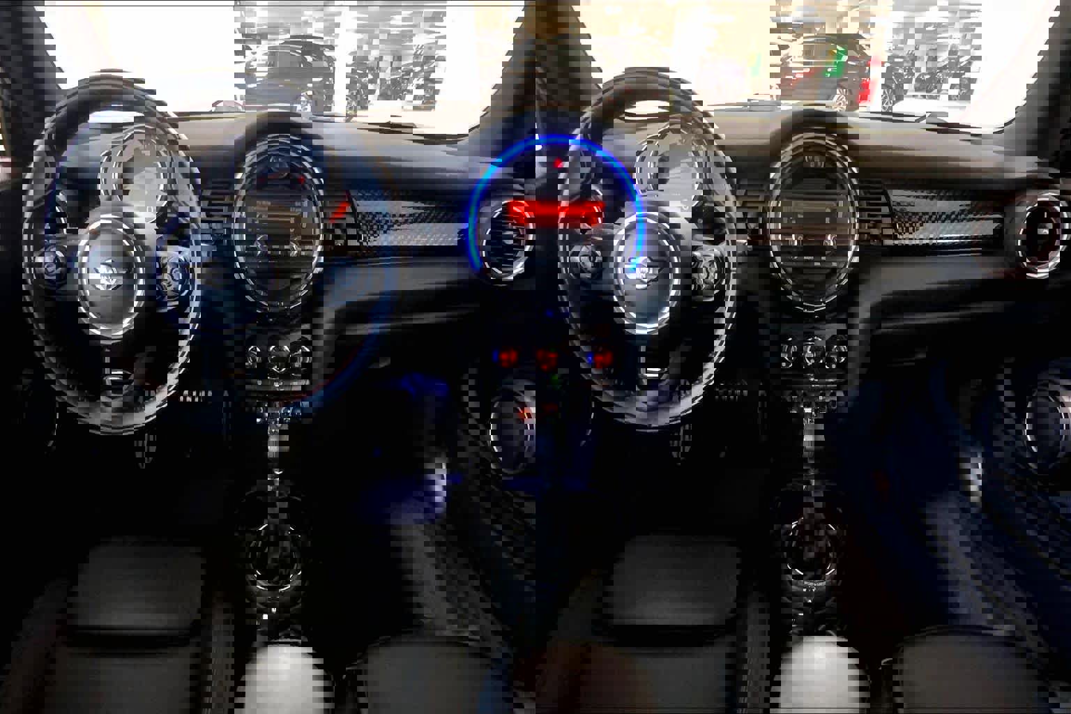 Used 2015 MINI Cooper S image 16