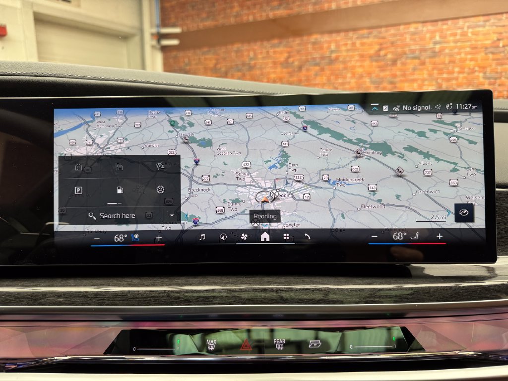 New 2026 BMW 750e xDrive AWD/4WD image 19