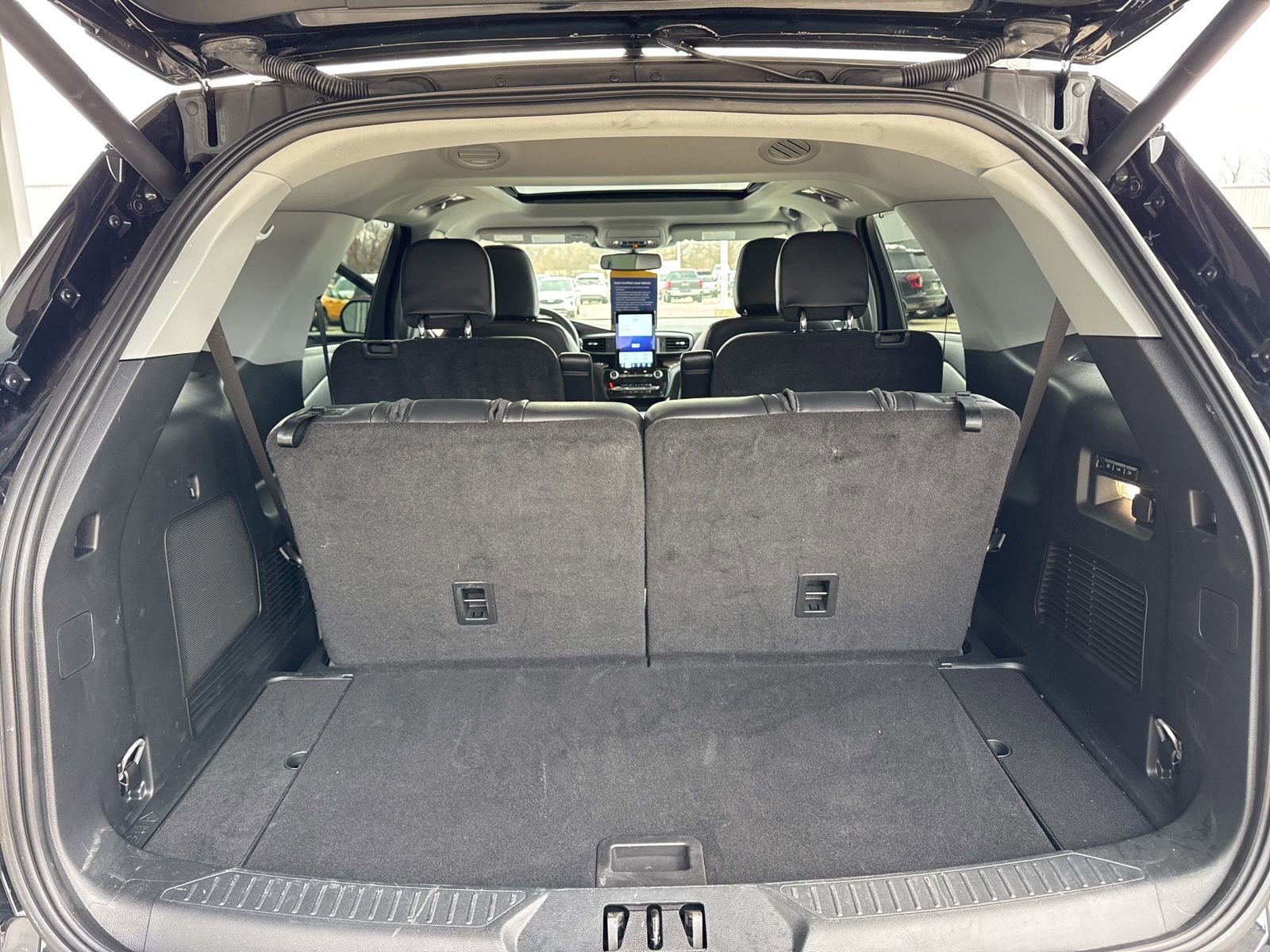 Certified 2024 Ford Explorer Limited w/ Limited Technology Package AWD/4WD image 40