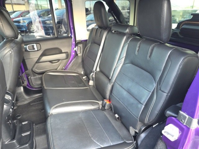 Used 2023 Jeep Wrangler Unlimited Sahara w/ Cold Weather Group image 38