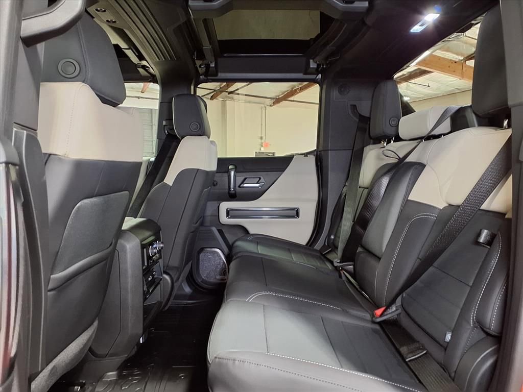 New 2026 GMC Hummer EV 4x4 Crew Cab image 13