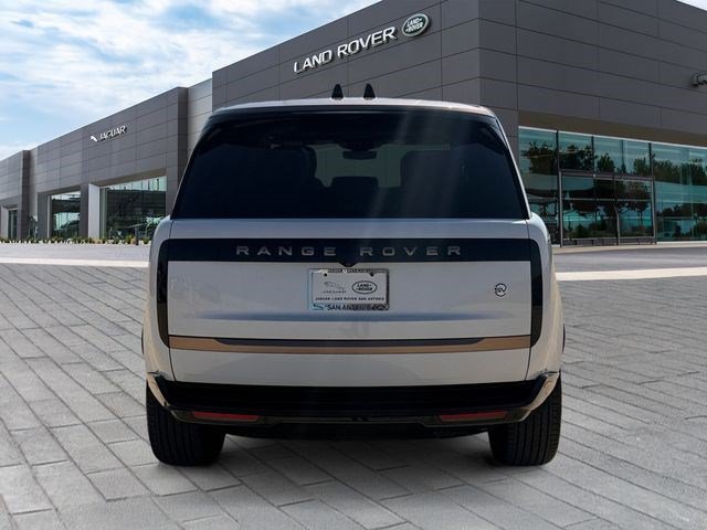 Certified 2024 Land Rover Range Rover SV AWD/4WD image 4