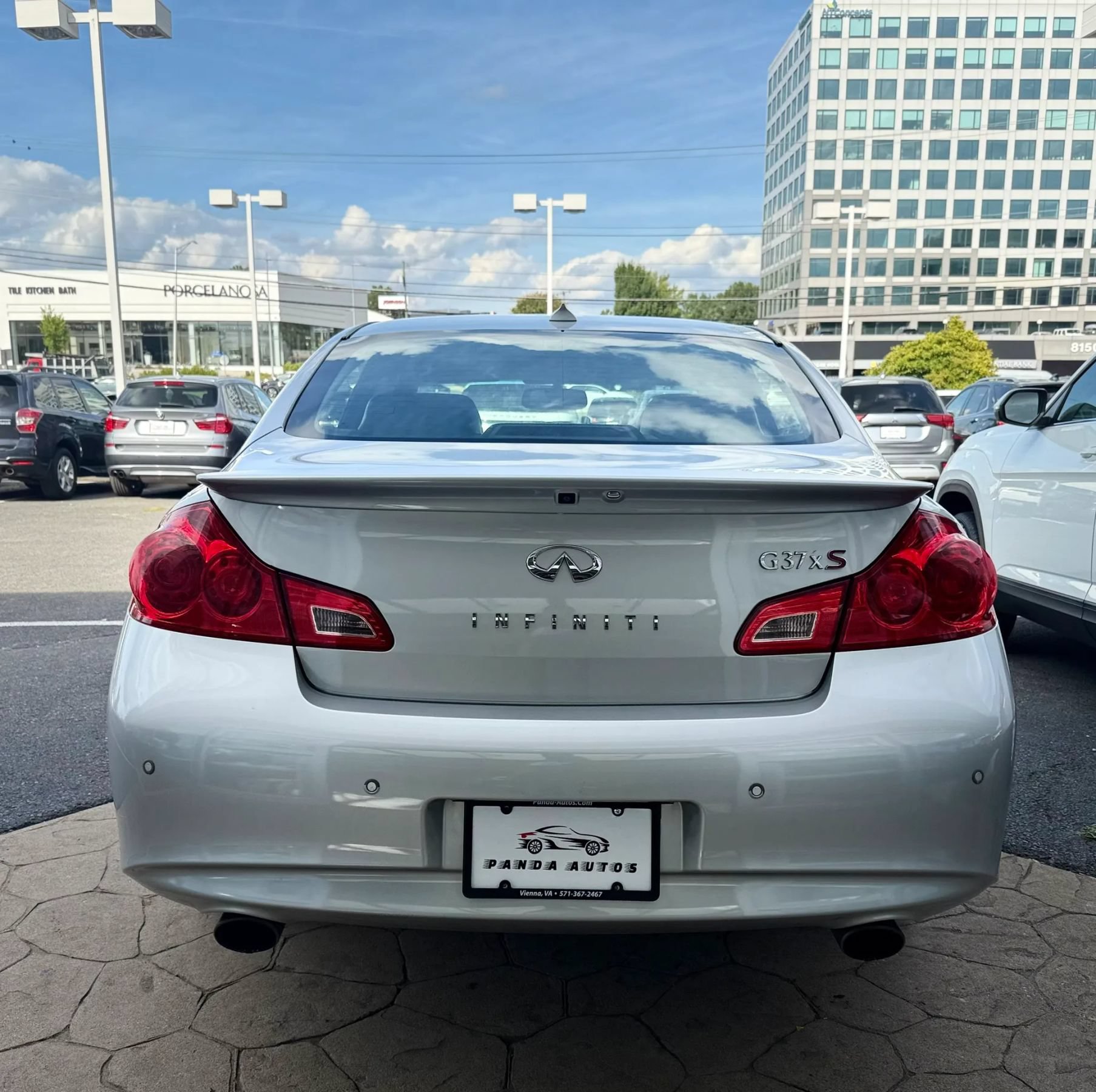 Used 2011 INFINITI G37 x Sedan w/ Premium Pkg AWD/4WD image 6