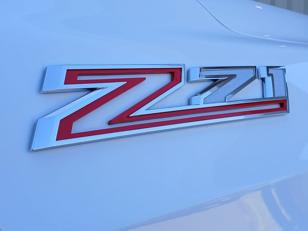 Used 2024 Chevrolet Suburban Z71 w/ Luxury Package AWD/4WD image 21