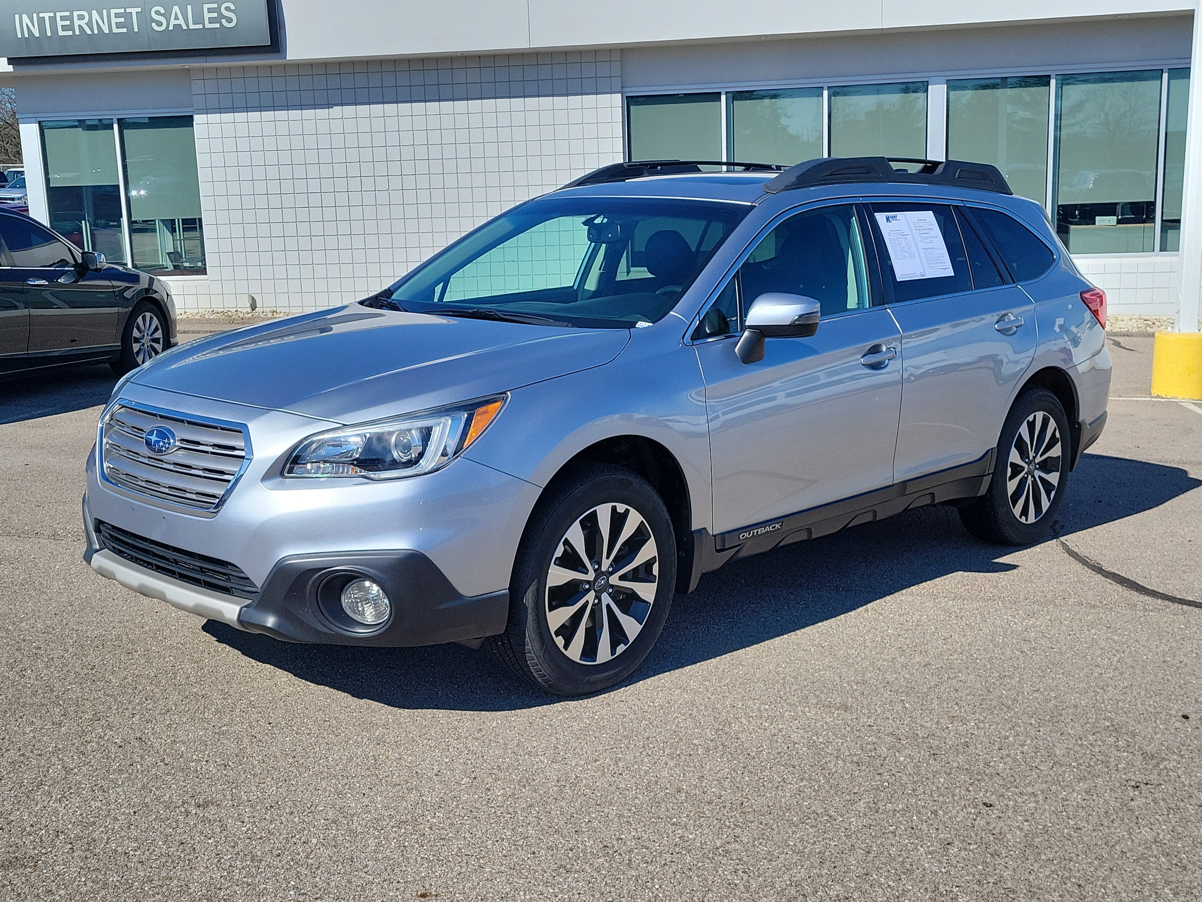 Used 2017 Subaru Outback 2.5i Limited w/ Popular Package #5 image 2