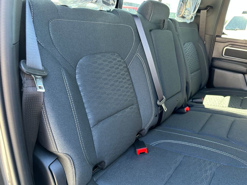 New 2026 RAM 1500 4x4 Crew Cab image 18