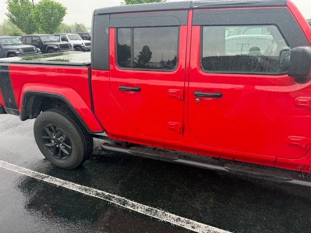 Used 2022 Jeep Gladiator Sport AWD/4WD image 22