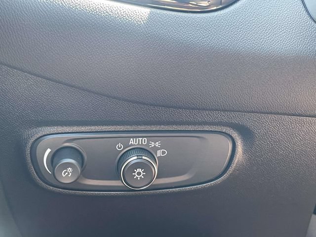 Used 2024 Chevrolet Equinox RS FWD image 26