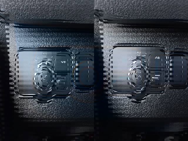 Used 2022 Mercedes-Benz Sprinter 2500 image 27