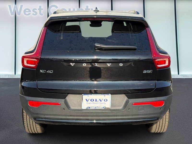 Used 2026 Volvo XC40 B5 Plus AWD/4WD image 6