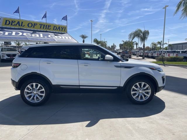 Used 2018 Land Rover Range Rover Evoque SE image 9