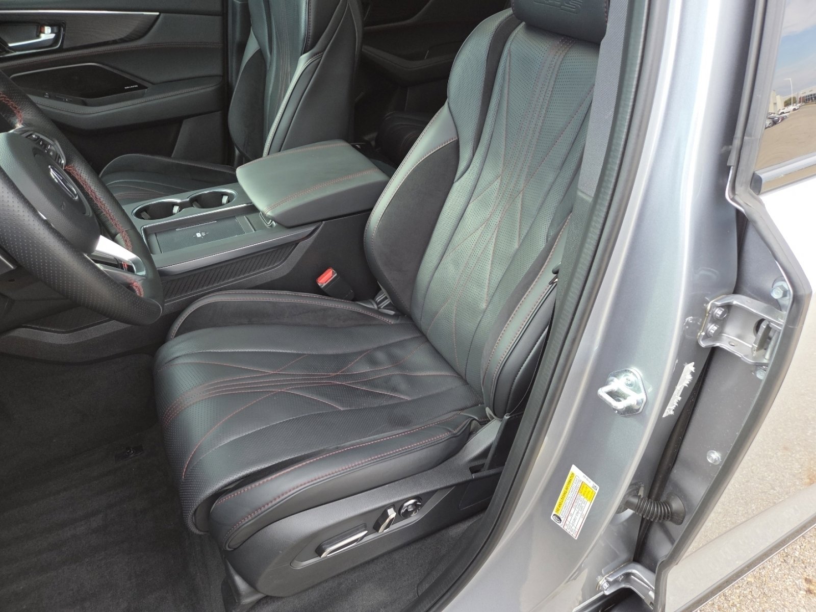 Used 2025 Acura MDX Type S image 31