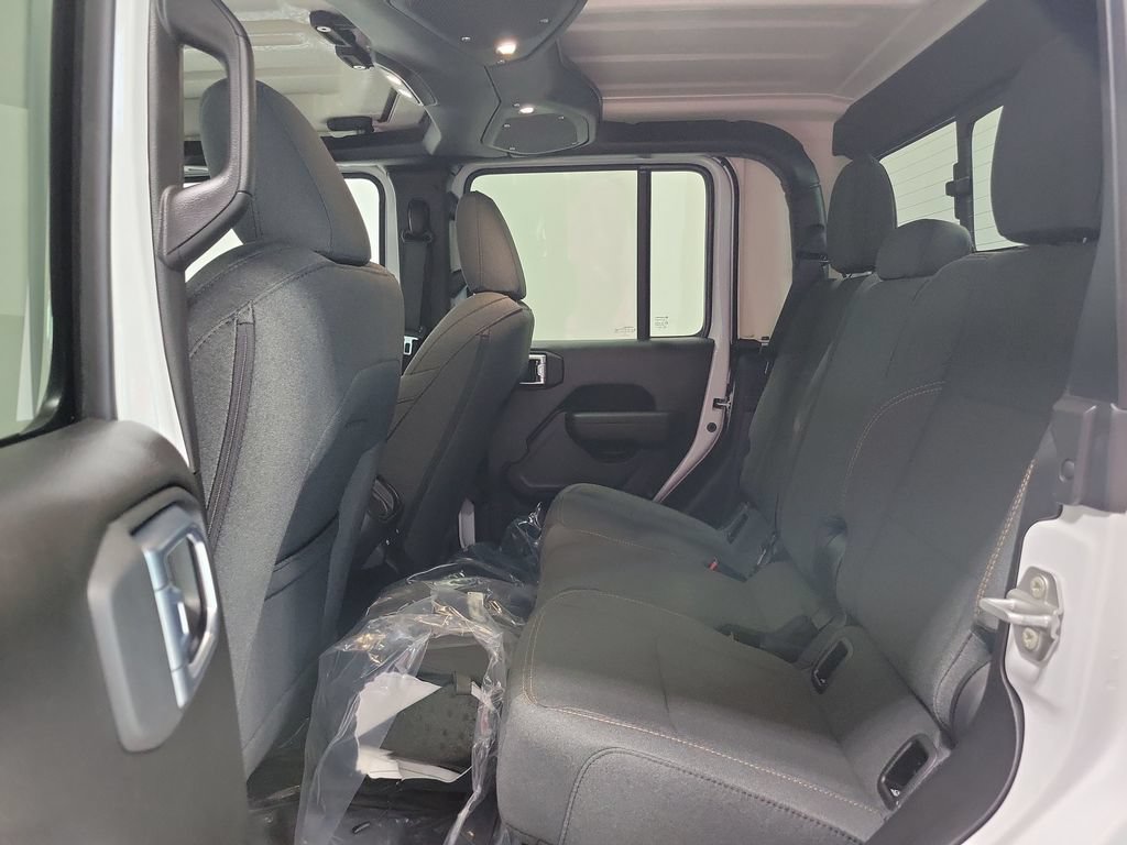 New 2026 Jeep Gladiator Sport AWD/4WD image 9