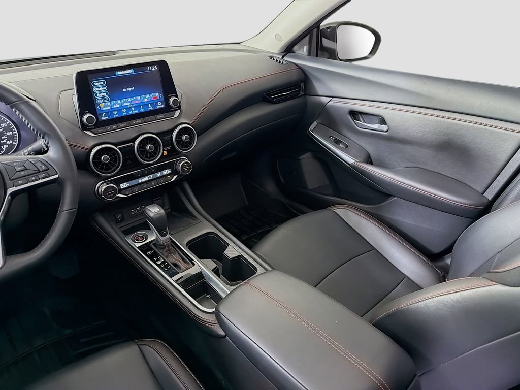 Used 2025 Nissan Sentra SR w/ SR Premium Package FWD image 26