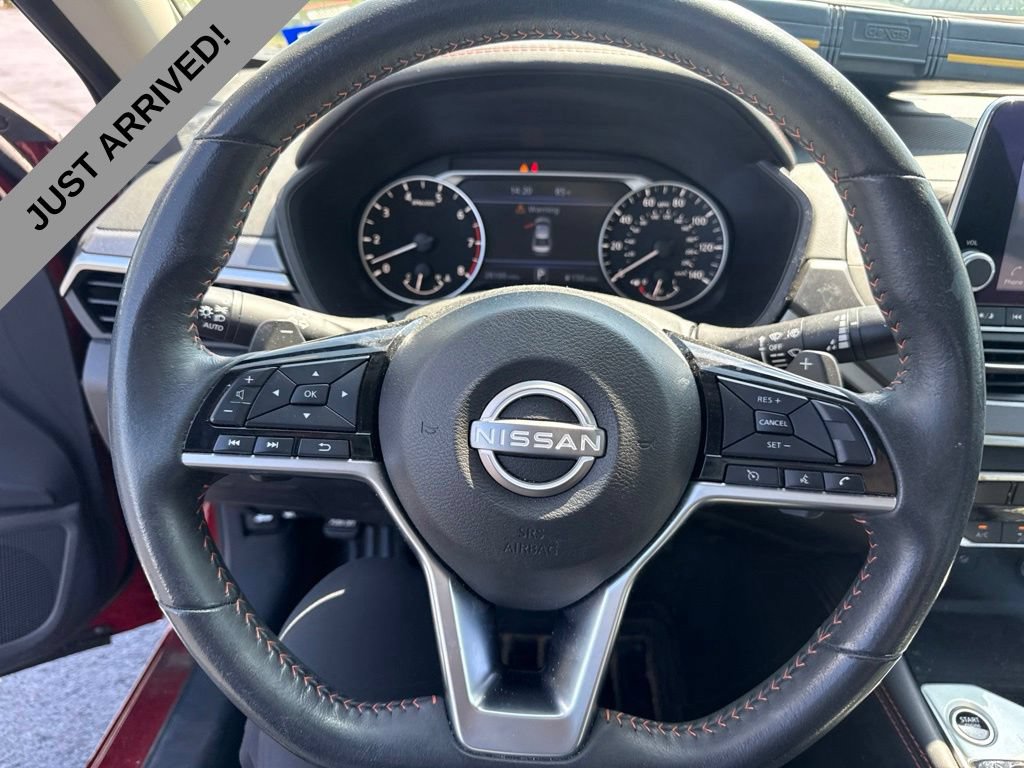 Used 2023 Nissan Altima 2.5 SR FWD image 10