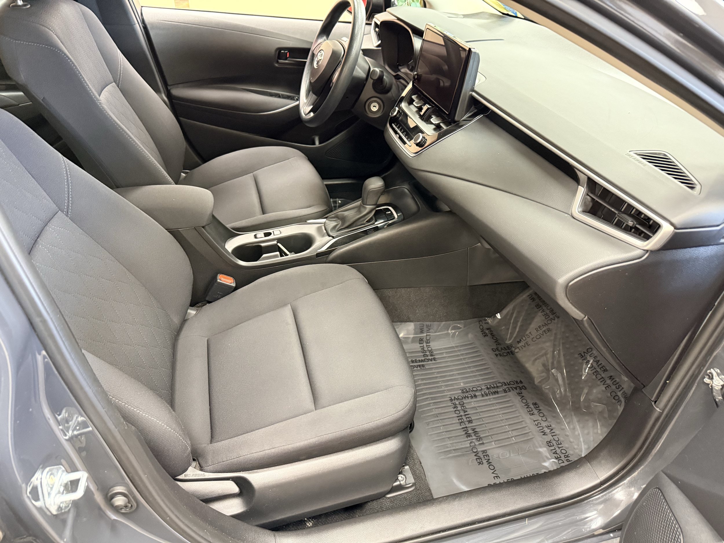 Used 2024 Toyota Corolla LE FWD image 20