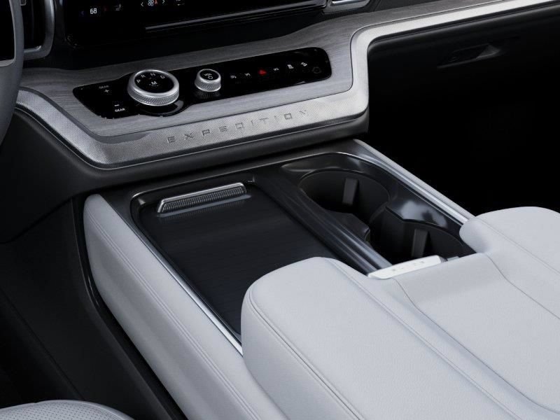 New 2027 Ford Expedition Platinum AWD/4WD image 15