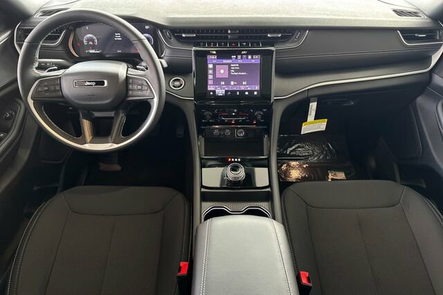 New 2026 Jeep Grand Cherokee Laredo X image 10