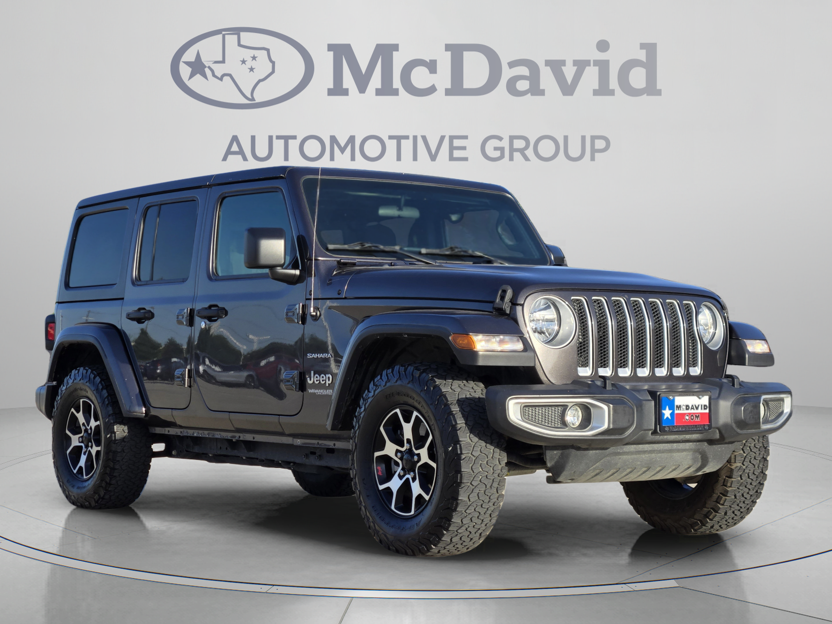 Used 2019 Jeep Wrangler Unlimited Sahara AWD/4WD image 7