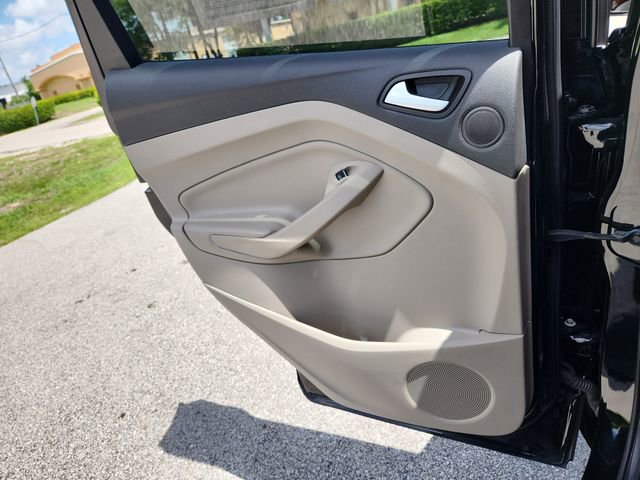 Used 2017 Ford Escape Titanium FWD image 10