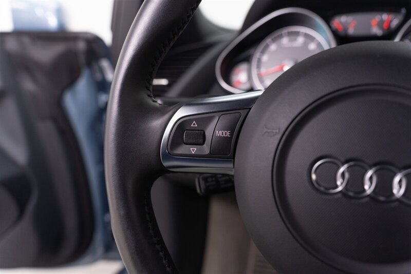 Used 2011 Audi R8 V8 AWD/4WD image 89