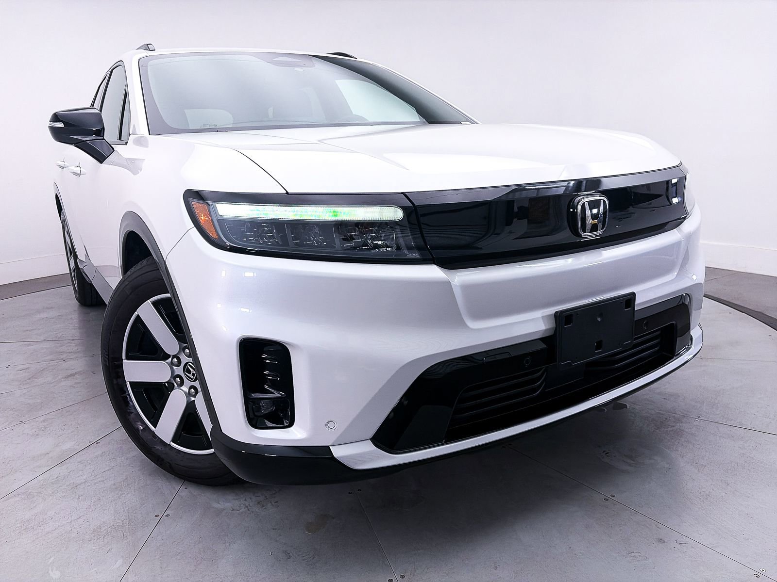 Used 2024 Honda Prologue Touring image 9