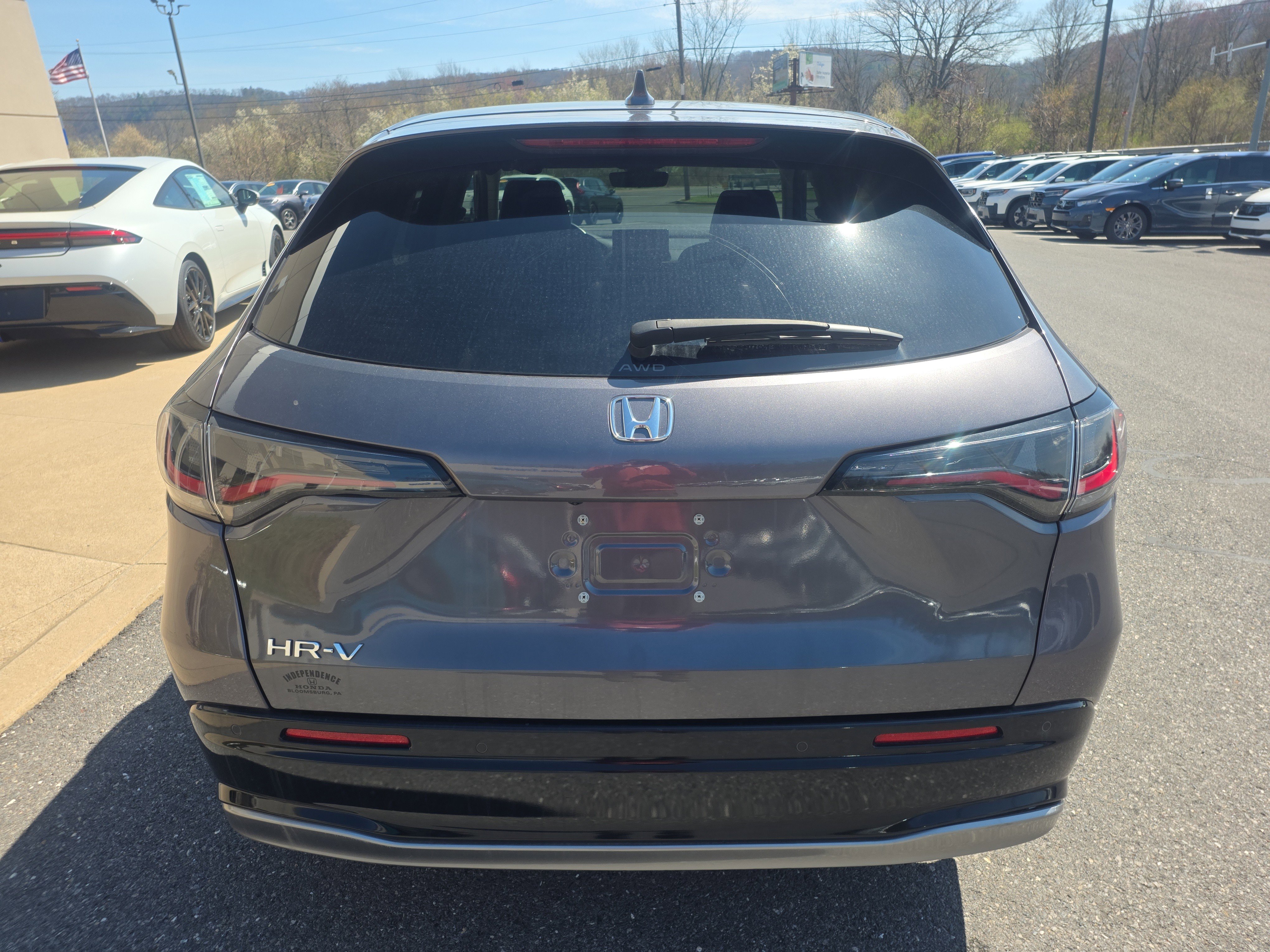 Used 2023 Honda HR-V EX-L image 6