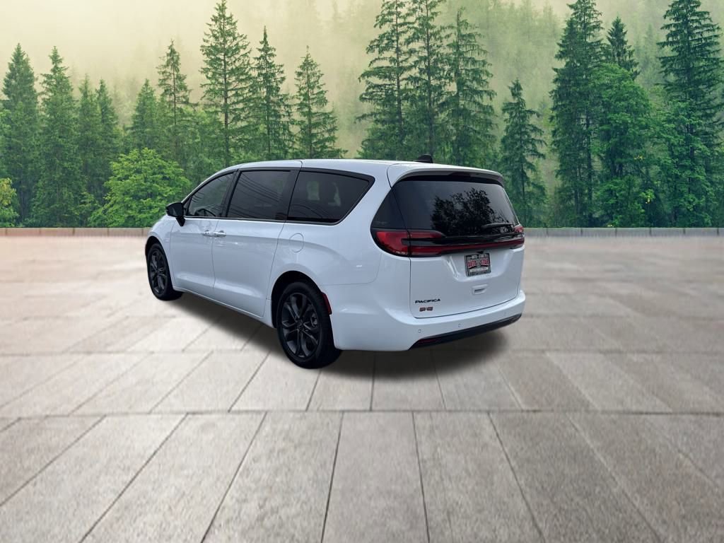 New 2026 Chrysler Pacifica Select image 5