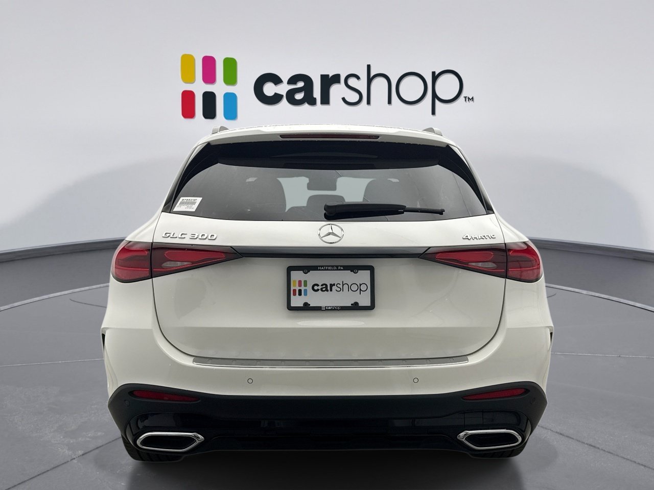 Used 2025 Mercedes-Benz GLC 300 4MATIC image 4