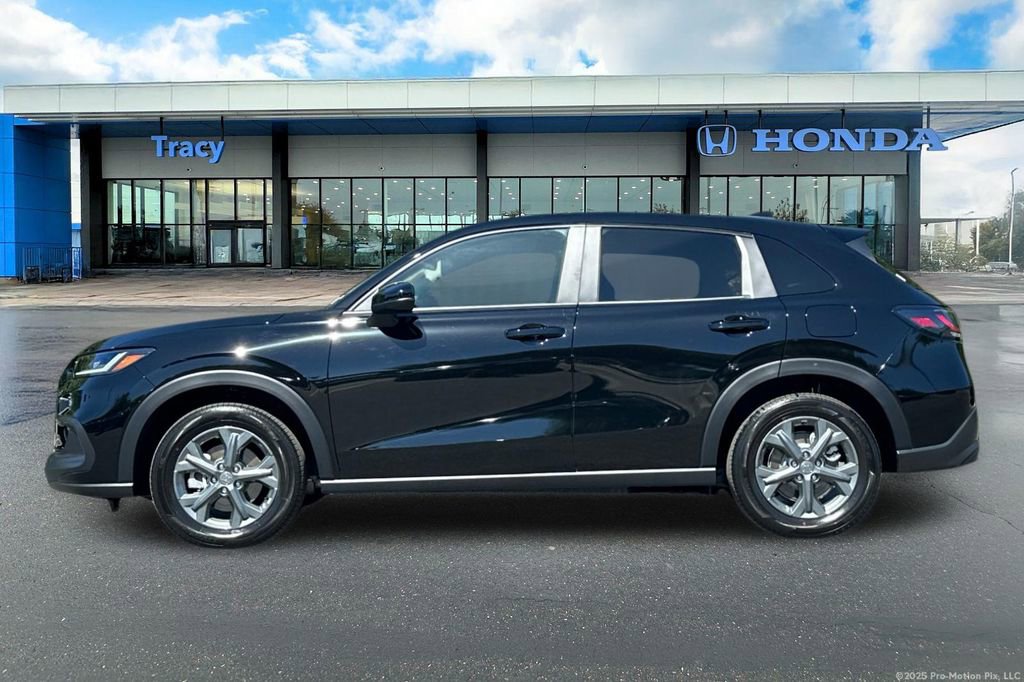 Certified 2026 Honda HR-V LX image 12
