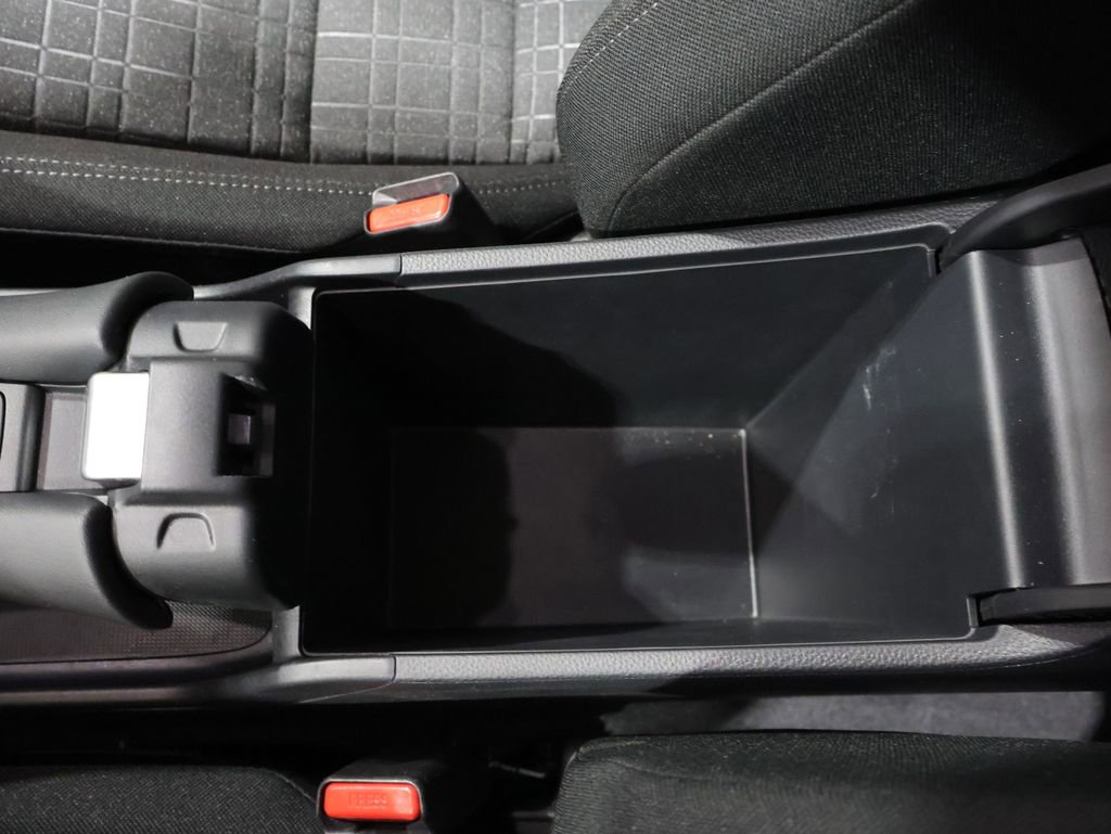 Used 2023 Honda HR-V LX image 31