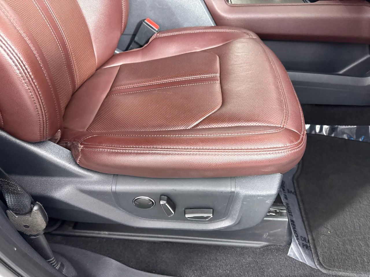 Used 2024 Ford Expedition Limited image 33