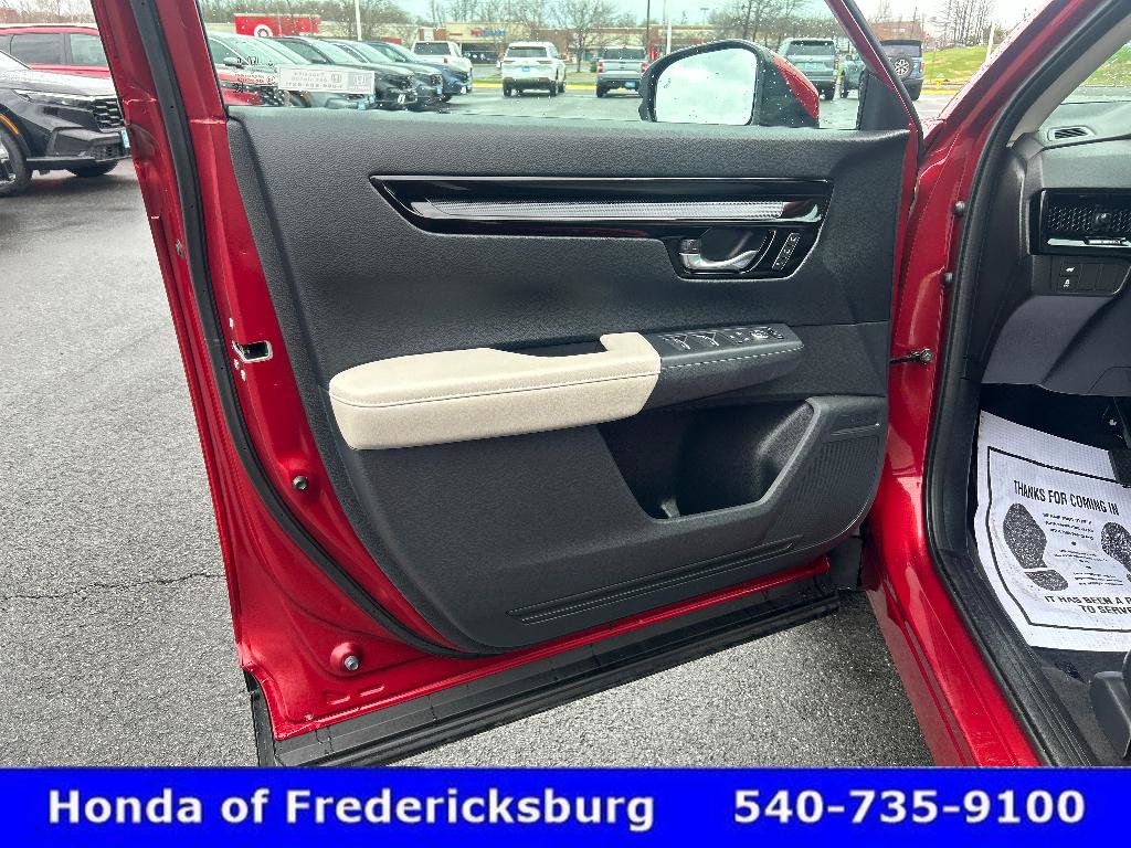 Used 2025 Honda CR-V EX-L image 10