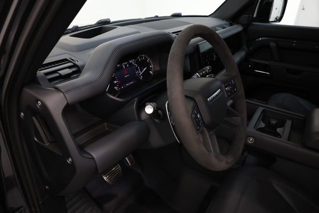 Used 2023 Land Rover Defender 90 V8 image 92