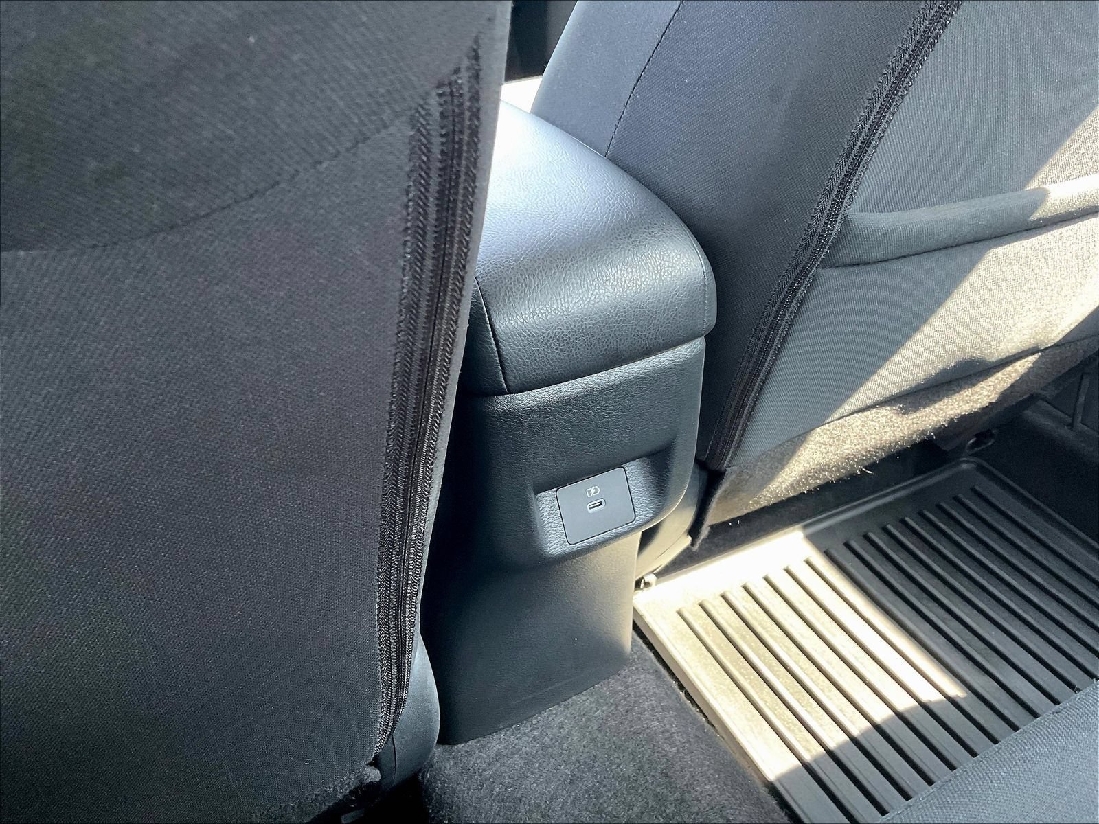 Certified 2025 Nissan Versa SR w/ Trunk Package FWD image 12