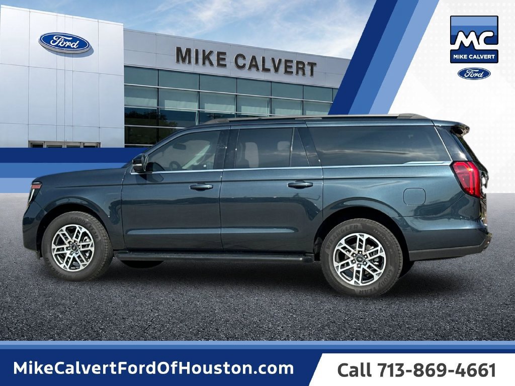 Used 2026 Ford Expedition Max Active RWD image 2