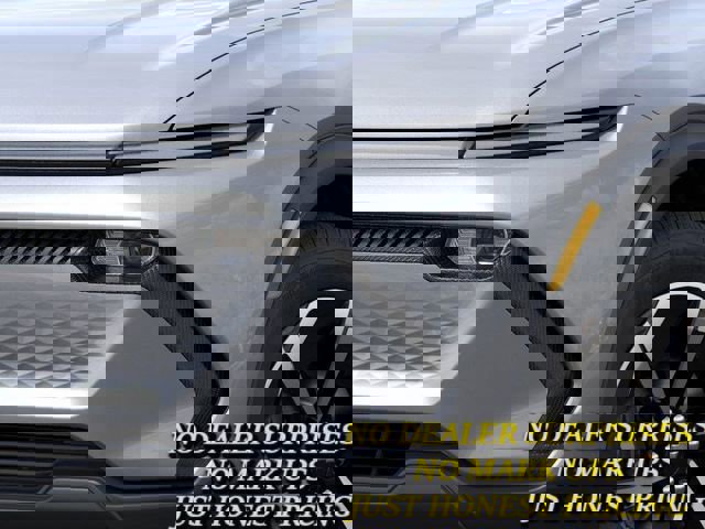 New 2026 Chevrolet Equinox EV LT image 10