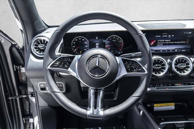 New 2026 Mercedes-Benz GLB 250 4MATIC image 13
