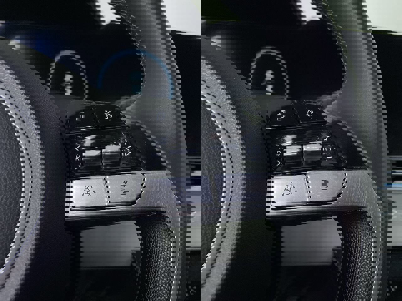 Used 2023 Hyundai Elantra Limited image 26